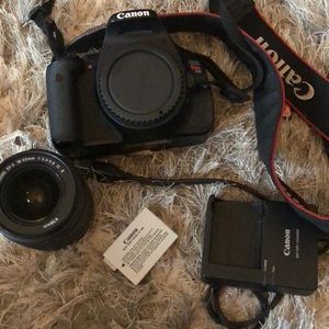 Canon camera, eos rebel t3i